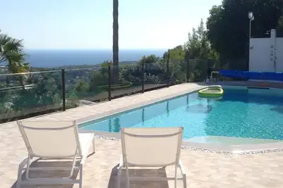 Image de Votre maison de vacances avec vue panoramique sur la mer à Moraira, la perle de la Costa Blanca
