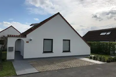 Image de Maison de vacances confortable à De Haan, entièrement rénovée en mars / 2017, WiFi gratuit