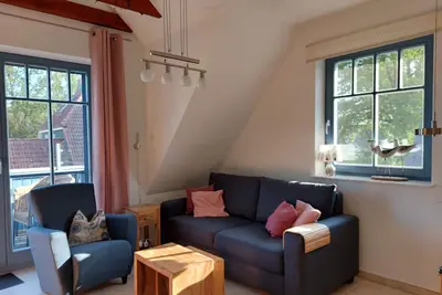 Image de Appartement lumineux super équipé avec flair, à 200 m de la mer, WiFi N,