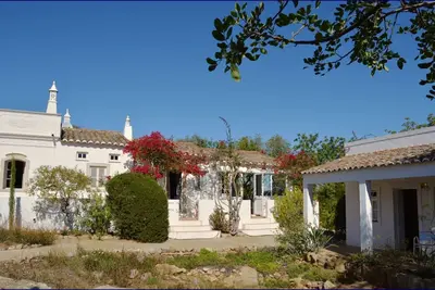 Image de Romantic country house near the sea with private pool