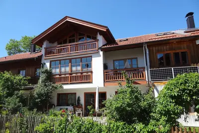 Image de Logement de vacances familial avec vue sur le domaine skiable 'Brauneck'