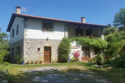 Apartment in Asturian country house, close to beach