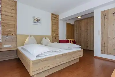 Image de Salle familiale 15, 23, 24 3-4 (2 chambres) - Theresa, *** Hotel- pension