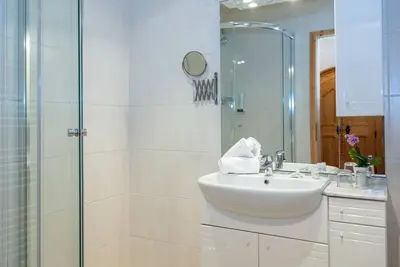 Image de Chambre familiale avec douche et toilettes - Andrelwirt, *** Hotel Landgasthof