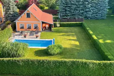Image de Holiday home with pool