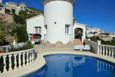 Image de Belle villa avec vue imprenable et piscine privée