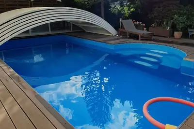 Image de Appartement moderne (jusqu'à 4 personnes) avec de superbes installations, par ex. B. Piscine, cheminée. . .