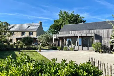 Image de Grande maison, 5 min à pied de la mer