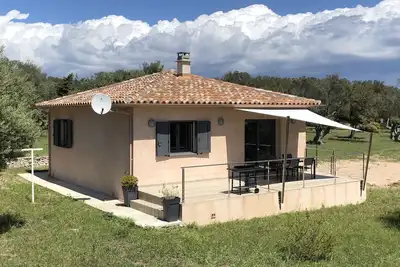 Image de Villa climatisée récente pour 4 personnes: 2a041 000042 W1