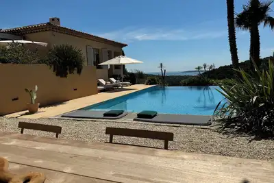 Image de Superbe Villa avec vue exceptionnelle en plain coeur du Golfe de St. Tropez