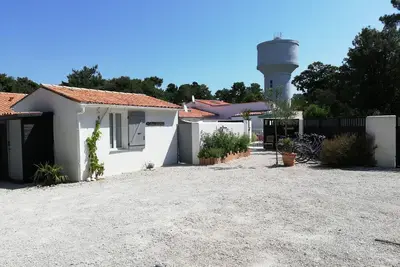 Image de Gite pour 2/4 personnes, une chambre lit double, une chambre mezzanine, patio