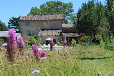 Image de 100m2, Corps de ferme + piscine+Vtt, Lac 600ha, Plage, kayak, Pédalos, resto