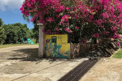 Image de Maison traditionnelle en bois Climatisee avec Wifi, a proximité des plages