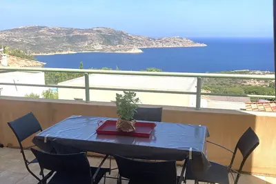 Image de appartement T2  au calme vue mer imprenable idéal 4 personnes