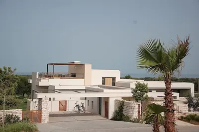 Image de Sur le Golf de Mogador, splendide Villa, vue sur Océan, piscine privée chauffée
