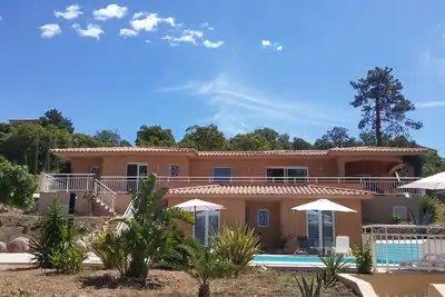 Image de Villa De Standing 10pers Climatisee Piscine Chauffee Tres CALME300m de la plage
