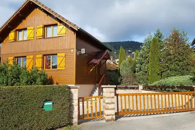 Image de Chalet 3 étoiles Pour 6 ou 7 Personnes à Gerardmer, sur terrain clos, Wifi