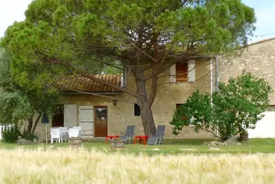 Image de Location Mas Saint Etienne du Grès, au calme, belle vue Alpilles