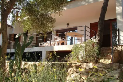 Image de Villa with garden, in the heart of the hills, 10 minutes from the beach