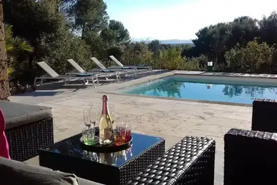 Image de Villa paisible aux prestations de qualité aux portes du Haut-Var - Flayosc