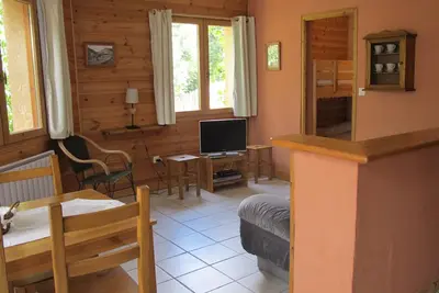 Image de Serre-chevalier Briancon appartement chaleureux tout confort wifi rez de jardin