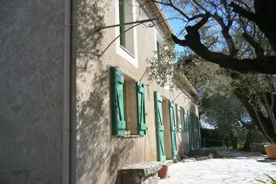 Image de Fayence: maison indépendante, avec piscine, sur un terrain de 2000m²