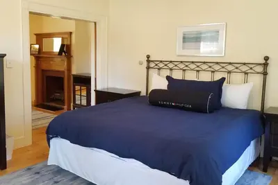 Image de Lumineux et frais Retour Cove4 Chambre, pour 10 personnes, parfait pour les réunions et la famille