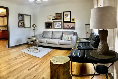 Image de Shelby House / East Nashville / Fur Babies Bienvenue