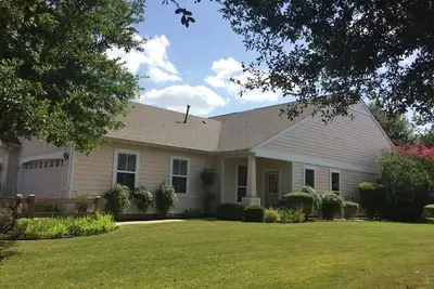 Image de RÉDUCTIONS De DERNIÈRE Minute Profitez de la communauté Sun City Resort près de Aust