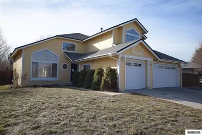 Image de Grande Chambre Maison De Cinq Chambres PRÈS De Casino Et De La Marine Sparks