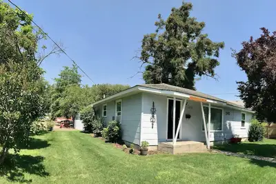 Image de The Pearl House, pour deux à cinq personnes, et des tarifs spéciaux pour animaux de compagnie maintenant