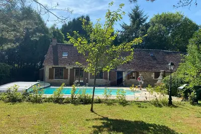 Image de Charmante maison de campagne avec piscine et grand jardin