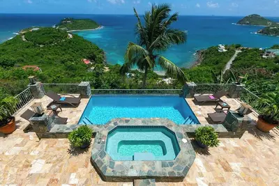 Image de Laissez la vue et les sons des Caraïbes vous emporter! Superbe Villa!