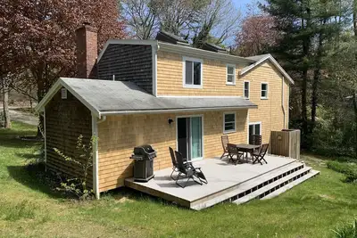 Image de Spacieux Falmouth Home dort 9, étapes de Wood Beach, piste cyclable et rue principale