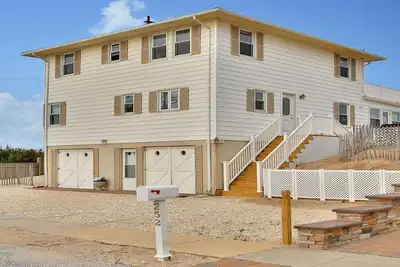 Image de Ocean Front Home \"Un petit coin de paradis sur terre\" - Les clients détestent partir!