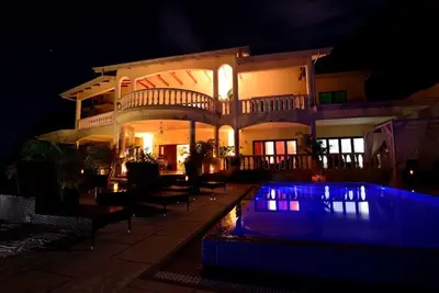 Image de Villa Exclusive de Luxe Ă 5 Chambres