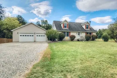Image de Une escapade à la campagne tranquille peut accueillir jusqu'à 23