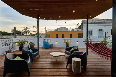 Image de Maison d'angle confortable dans la vieille ville de Saint-Domingue, classée au patrimoine mondial de l'Unesco.