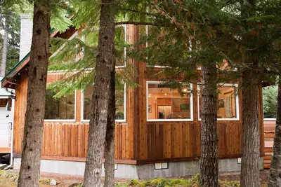 Image de Belle maison W / spa environs de Crystal Et Rainier