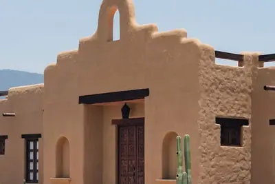 Image de Notre maison est une hacienda traditionnelle à Lachigolo, Oaxaca, Mexique.