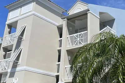 Image de Eau et terrain de golf Vue wifi piscine chauffée Ocean Club Abonnement inclus