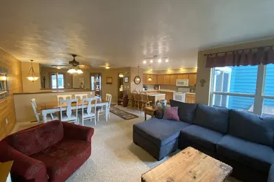 Image de Condo 7 Springs ~ Immaculée ~ Parfait pour une escapade en famille