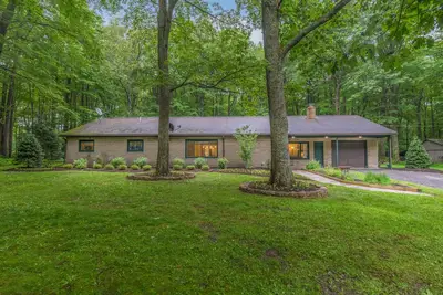 Image de Deep Creek Lake et Wisp à quelques minutes à peine, inclut un laissez-passer pour le Carc (piscine / gymnase)