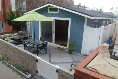 Image de Beach Cottage - 4th from Ocean, patio privé, vue sur l'océan