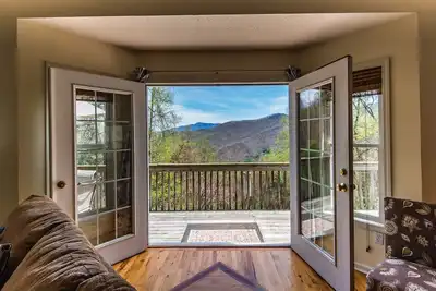 Image de Magnifique chalet privé avec vue sur la montagne - Super Tarifs