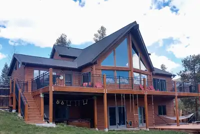 Image de Chalet du lac de montagne En ville. Promenade facile aux terrains de jeux, Dillon Marina.