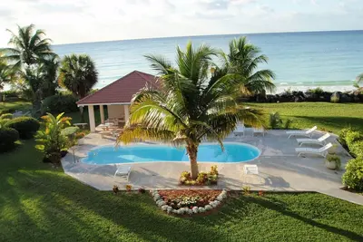 Image de Arrêtez! Vous avez trouvé le paradis! Maisons de ville Oceanfront 2 et 3 chambres sur la plage!