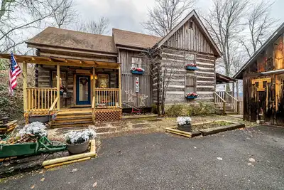 Image de Dogwood Lodge • Timberidge (ÉPARGNÉ) •