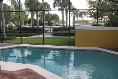 Image de Superbes logements de villégiature, près de Disney, 4 chambres avec lit privé