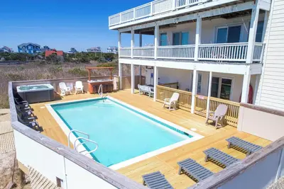 Image de Sans stress à Rodanthe! Oceanview-Pool, bain à remous, GameRm, ascenseur, accès par le son
